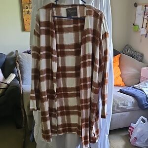 Natural Reflections Women's Brown and Cream Plaid Cardigan